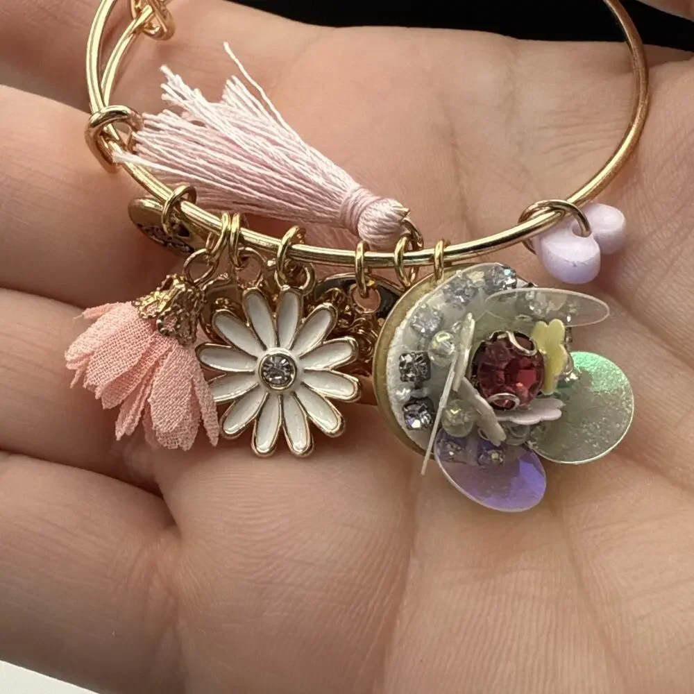 Plunder Charm Bracelet‎ Pink Flower Heart Tassel Adjustable 6.5 - 7.5 in